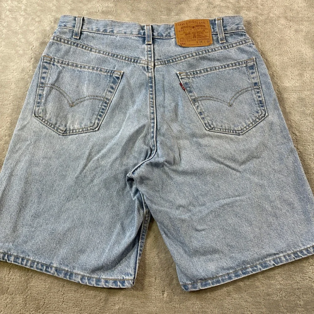 Vintage Levis 550 Denim Shorts Relaxed Fit Mens 34 Blue Light Wash USA Y2K